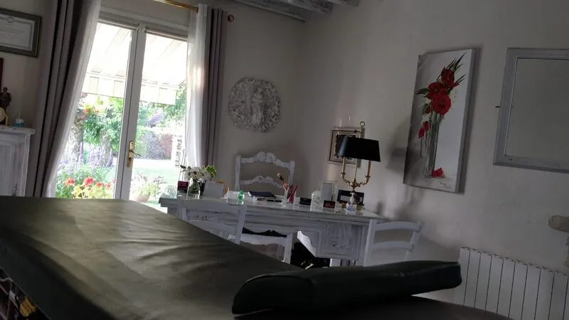 Cabinet magnétiseur à Troyes - salle de soins magnétisme Saint-Germain